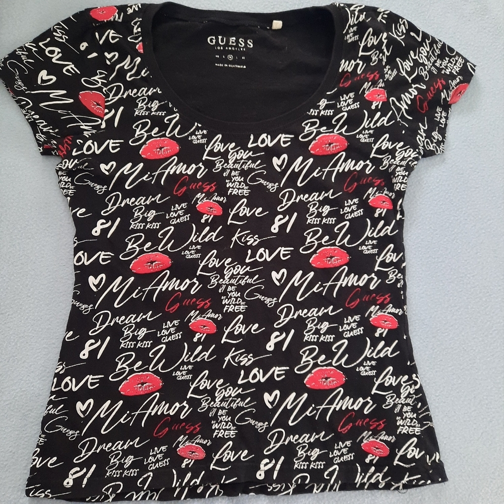GUESS Womens Graphic T-shirt Black Size M Lips Y2K
